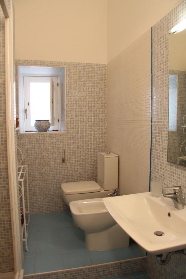 Casa Vacanza Icaros, Ortigia Hictoric Center, 200 Mt From The Beach Συρακούσες Εξωτερικό φωτογραφία