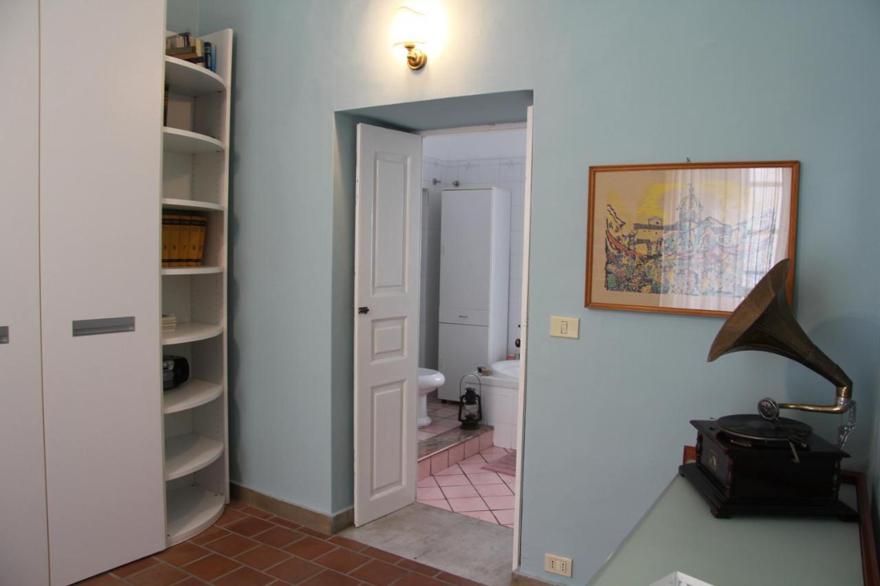 Casa Vacanza Icaros, Ortigia Hictoric Center, 200 Mt From The Beach Συρακούσες Εξωτερικό φωτογραφία