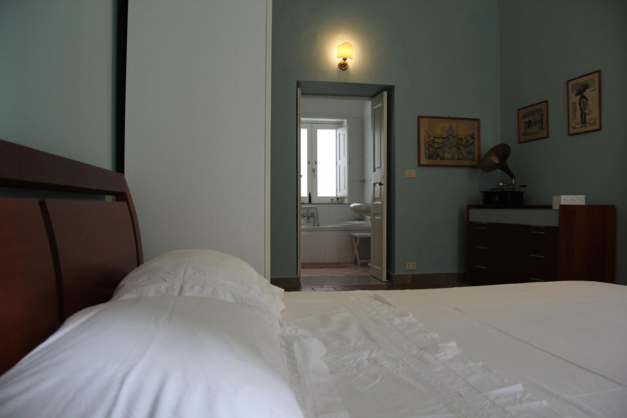 Casa Vacanza Icaros, Ortigia Hictoric Center, 200 Mt From The Beach Συρακούσες Εξωτερικό φωτογραφία
